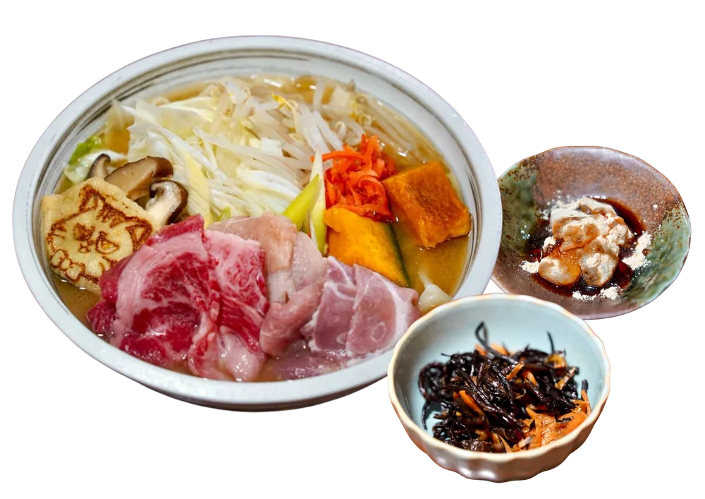 山梨名物3種盛りほうとう ワインビーフ・豚・鶏